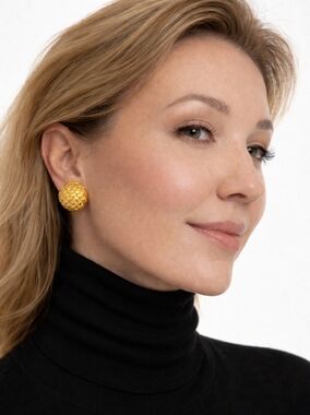 Vintage Givenchy Gold Clip-On Earrings – Classic Designer Statement